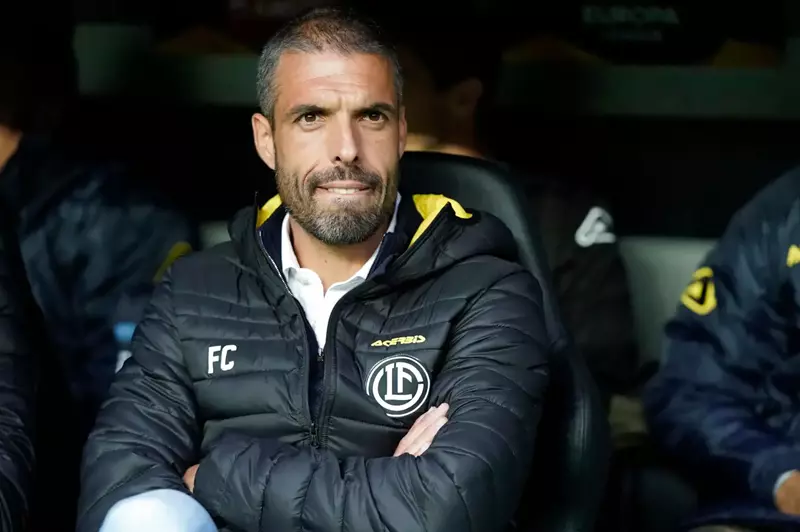 اتهامات أخلاقية ومخاوف قانونية.. مدرب بازل السابق في مهب العاصفة بعد توقيعه لسيسكا موسكو